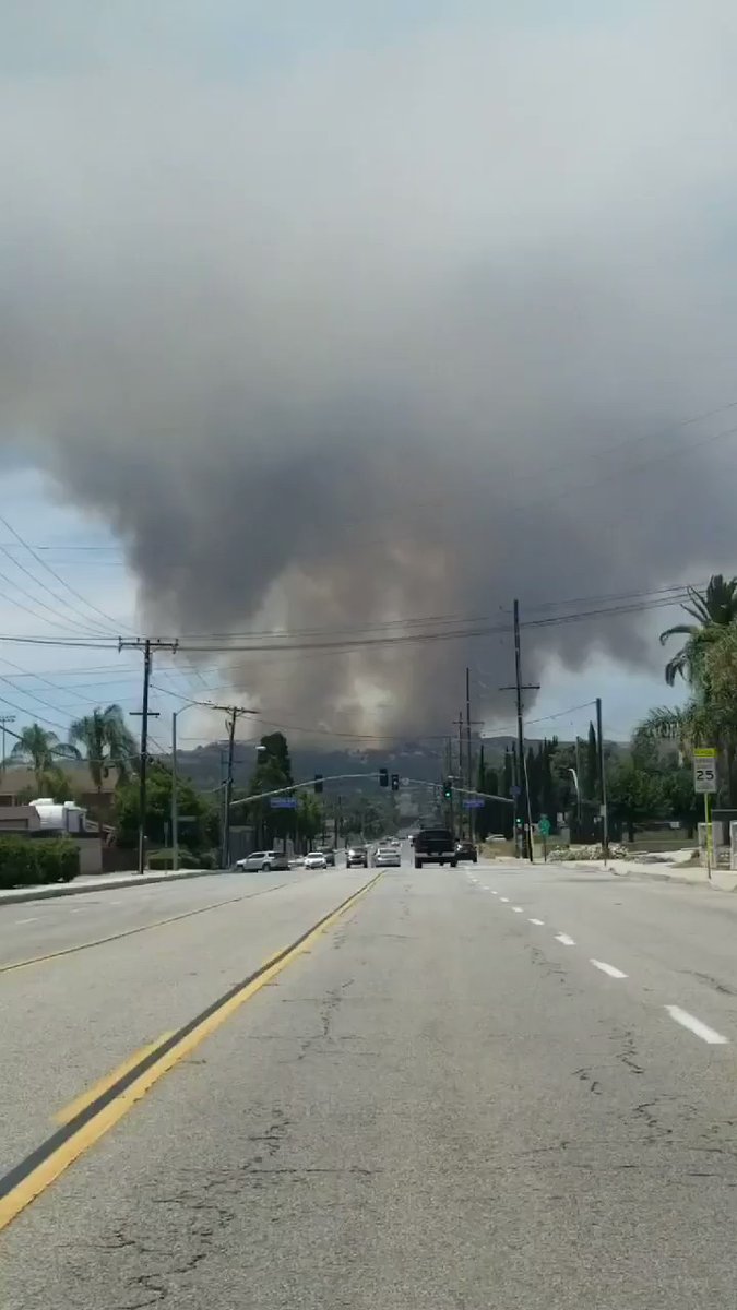 Wildfire in Chino Hills right now