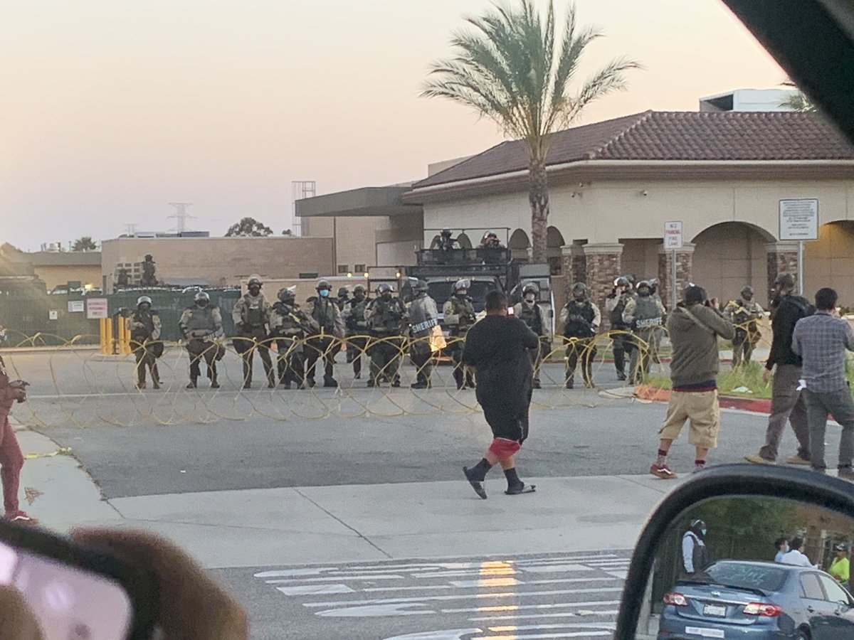 BLM Los Angeles is holding a protest at the South LA Sheriff's station today in response to the LASD shooting death of DijonKizzee. At the last protest on Tuesday, LASD had two specialized Sheriff's Response Team (SRT) squads on scene to defend property. Expect the same today