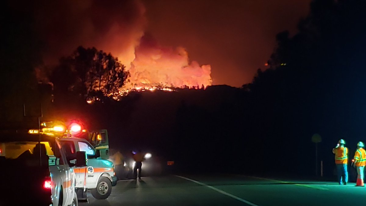 #BearFire [update] View from Oro Quincy Highway (Hwy 162) at Forbestown Road. Fire has crested the hill across the lake from here