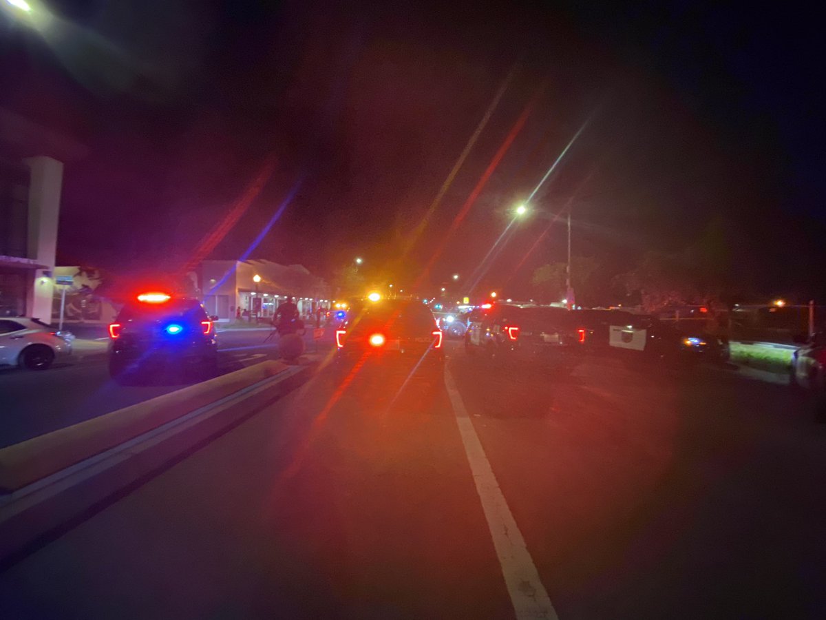 Significant @SacPolice presence in Del Paso Heights on Del Paso Blvd and Winnipeg. Activity appears to be gathered outside of a liquor store 