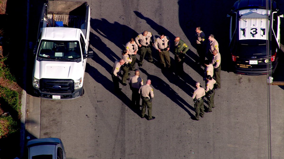 South Gate Century Deputies Pursuit Ending 1 in custody but only after a short pursuit with  attempts at spike stripping the suspect. The white truck the suspect vehicle that pulled over & then the suspect tried to walk away Deputies took him into custody alameda &amp; Nebraska