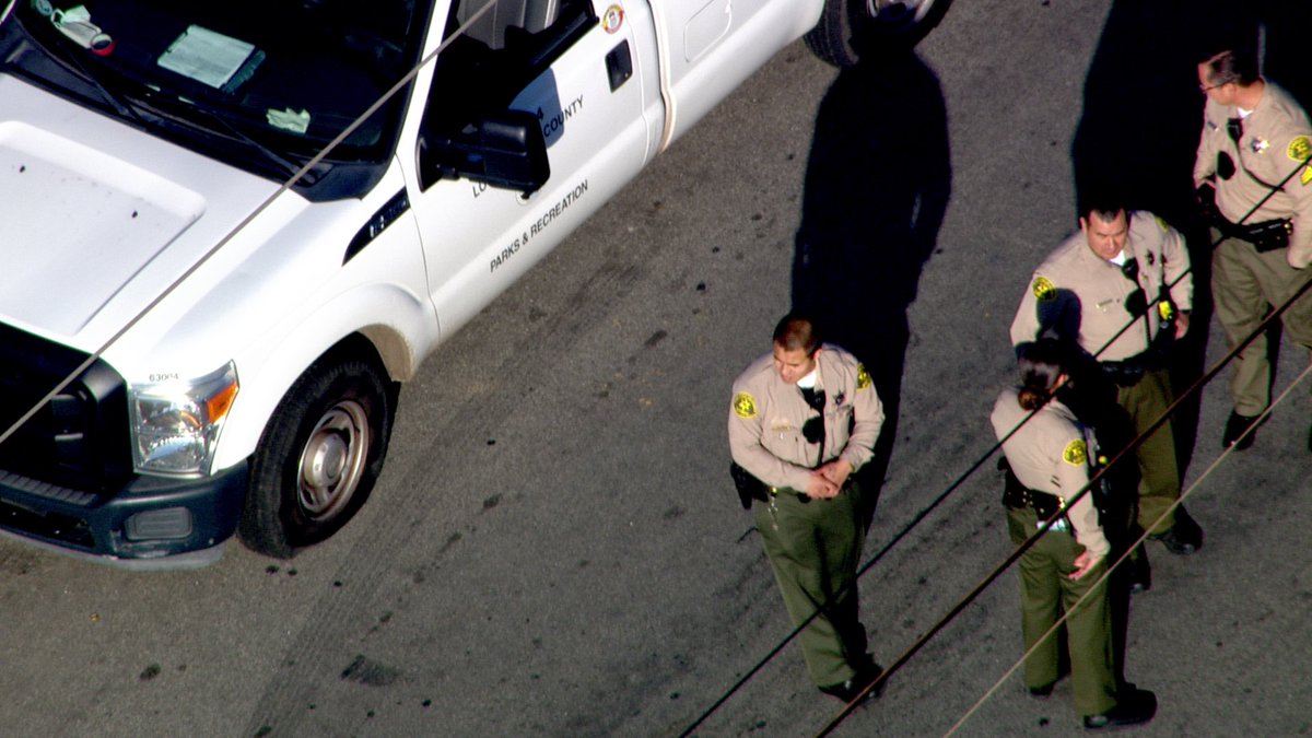 South Gate Century Deputies Pursuit Ending 1 in custody but only after a short pursuit with  attempts at spike stripping the suspect. The white truck the suspect vehicle that pulled over & then the suspect tried to walk away Deputies took him into custody alameda &amp; Nebraska 