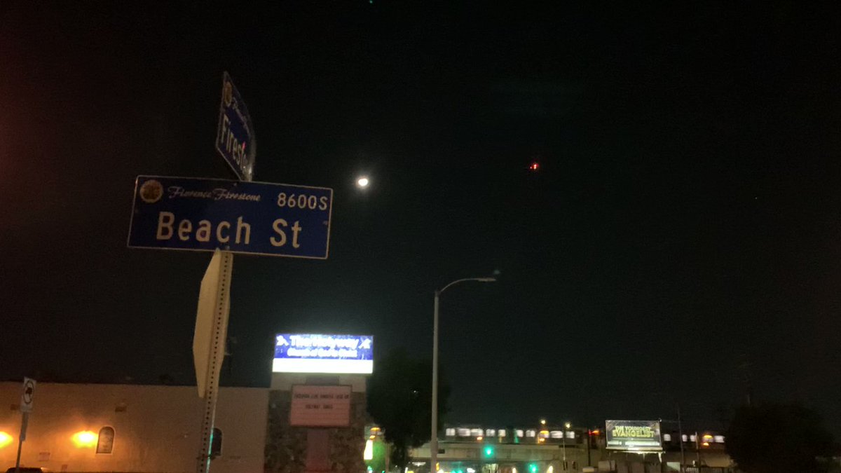 Large LAPD and LASD presence near what's being reported by @JeffVaughn as the shooting of an off duty officer  - some conflicting reports coming in on what exactly happened on scene