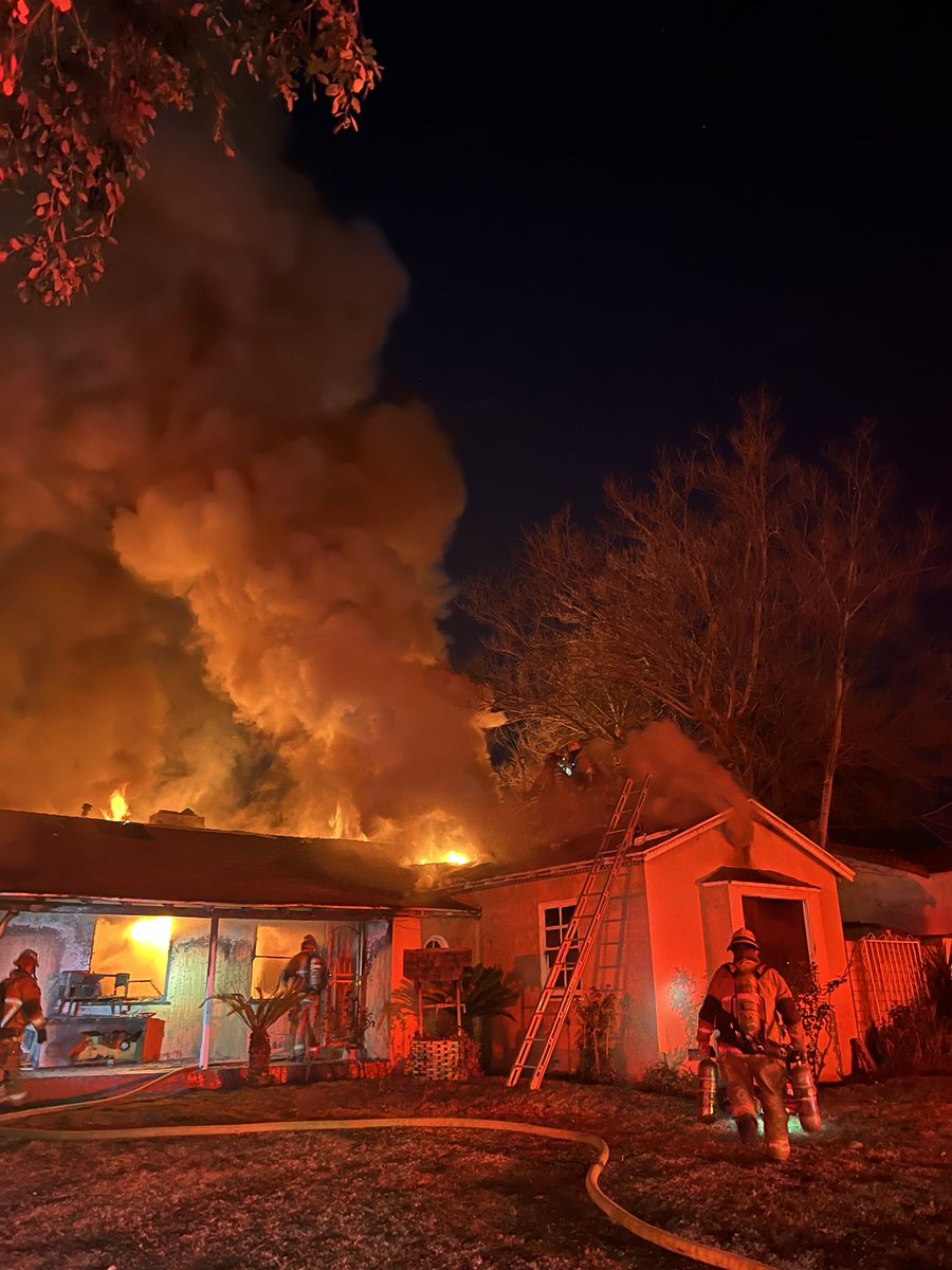 Fire San Bernardino, California Muscupiabe Drive & West Mirada Road