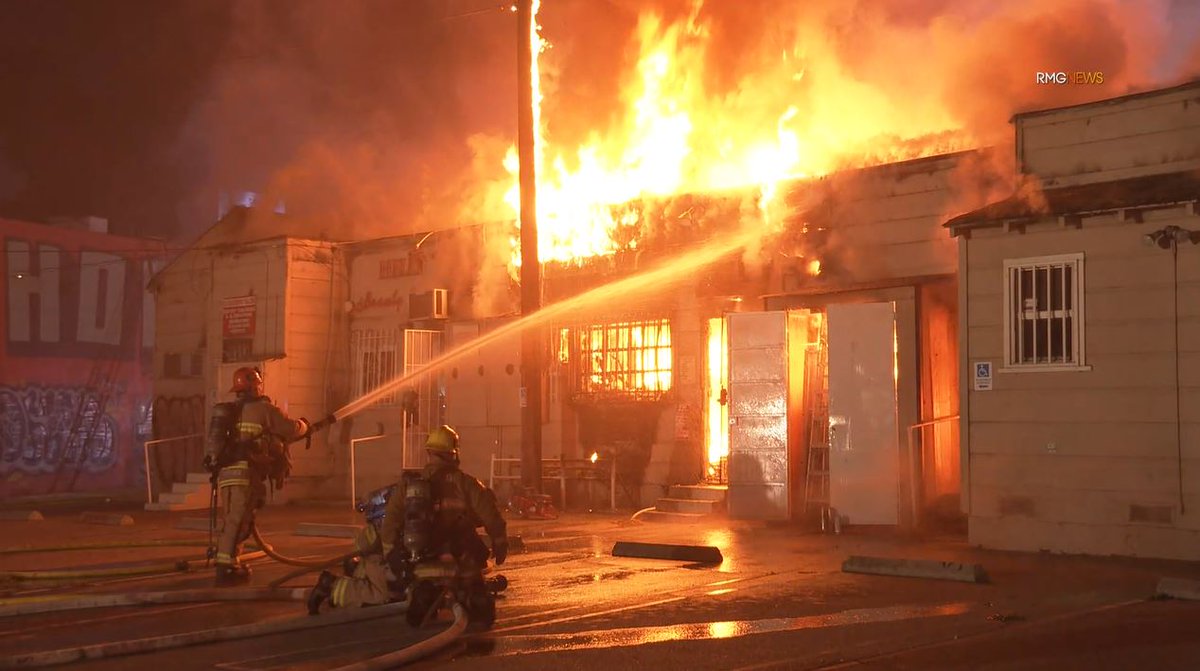 @lafd battle a greater-alarm commercial structure fire on Ventura Blvd in Sherman Oaks, California.