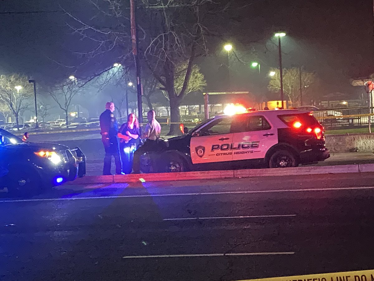 @citrusheightspd is investigating a police shooting on Antelope Rd. near I-80. Roads in the area are closed. @metrofirepio tells us one person was transported from the scene. 