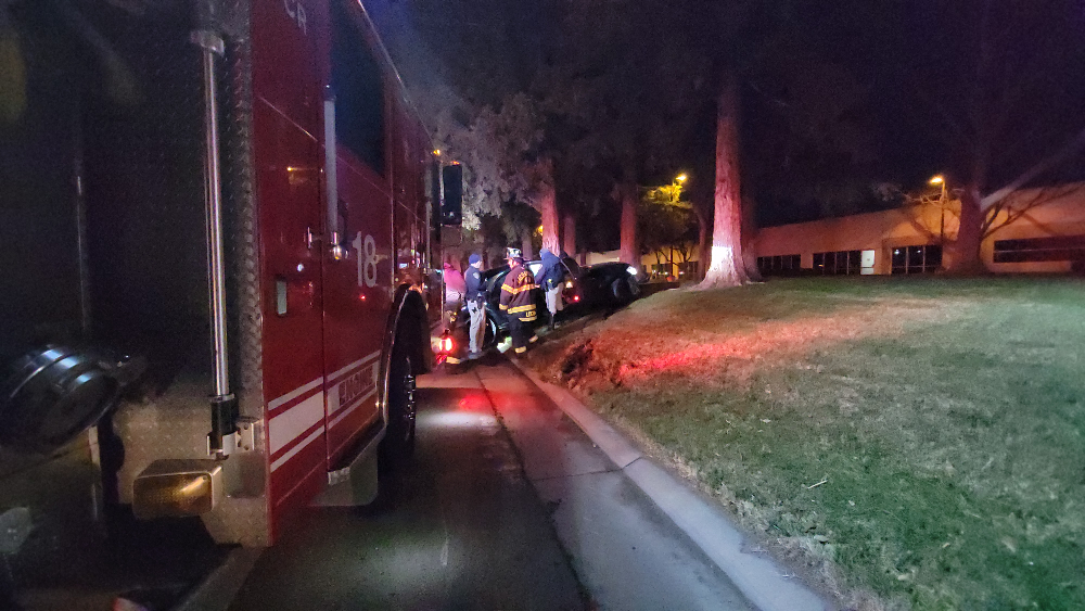 Vehicle Accident Northgate Blvd and W Stadium Lane  Just before 9 p.m., Sac PD and Fire responded to a single vehicle accident along Northgate Blvd. According to CHP, a black mercedes crashed into a tree, causing major front end damage. The driver sustained only minor injuries