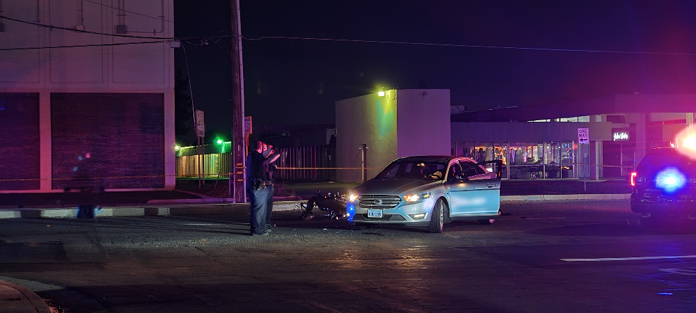 Fatal VehicleVsMotorcycle Florin Rd and Munson Way Around 6:20 p.m., Sacramento Fire responded to a vehlcle vs motorcyclist accident at Florin Rd and Munson Way. Fire crews noticed the motorcylist down in the roadway, not breathing and began CPR