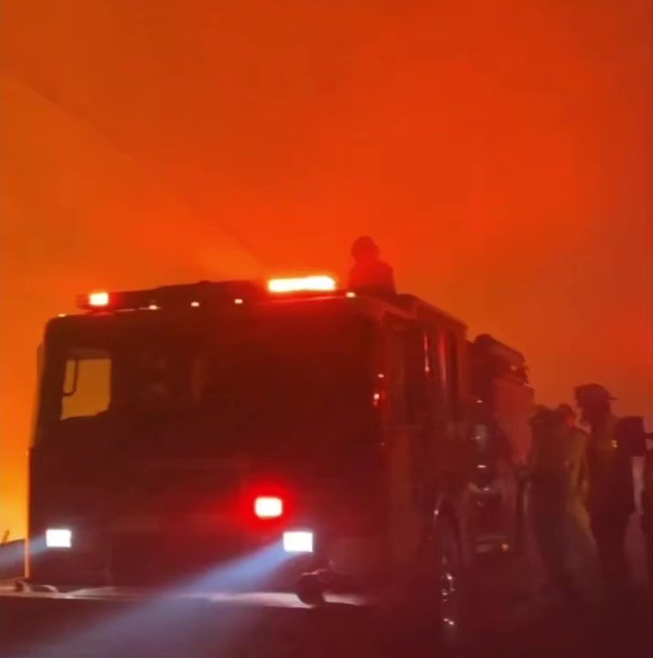 Imperial County Fire Department and neighboring agencies battled a 4th alarm vegetation fire last night near the 900 block of Nichols Rd. The fire was fuel driven and was endangering cattle and powerlines. The fire was contained approximately an hour later.  movie_camera @ivlawfirephotos