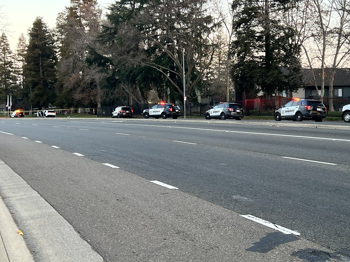 A 14-year-old boy was shot in Antelope this morning, per @sacsheriff. He was taken to the hospital in an unknown condition.   Investigation is underway in the area of Watt Ave. / Blackfoot Way.  