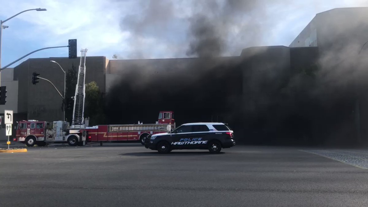 2nd alarm fire Old hawthorne mall on fire.