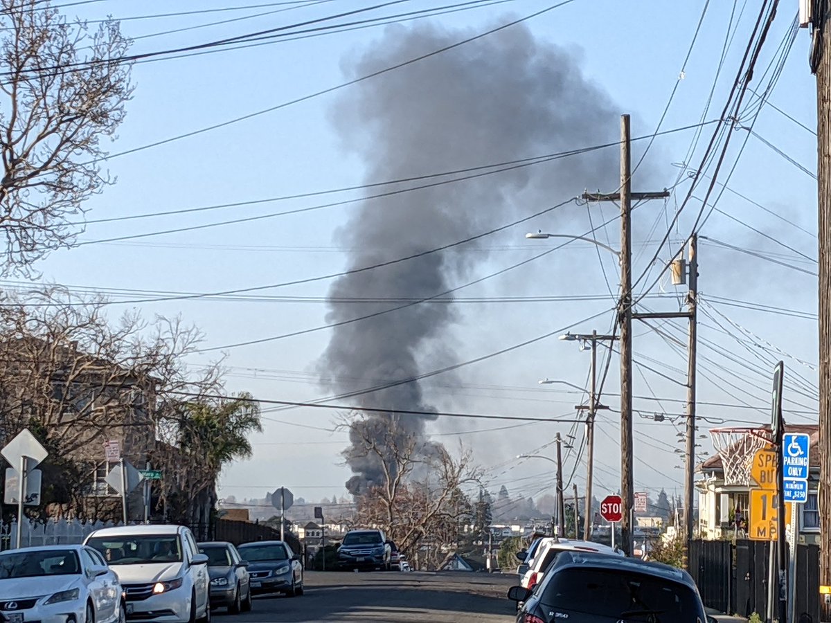 Crews are on scene extinguishing an outside/debris fire at 42nd Ave near/under I-880