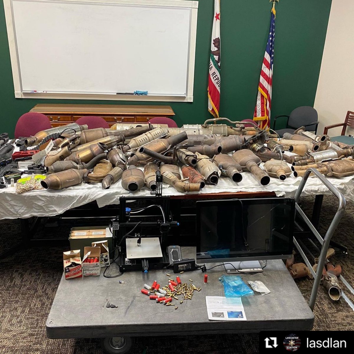 Our Deputies from @LANLASD @PalmdaleSheriff are working hard to stop and arrest these criminals who prey on our hard working citizens.  On Wednesday, February 2, 2022, the Antelope Valley Cat Crusaders conducted an operation that resulted in the recovery of 41 catalytic