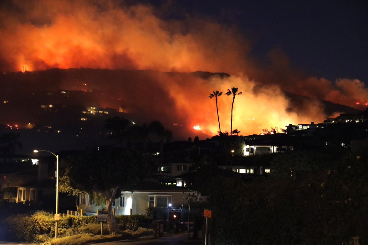 Huge fire in Laguna Beach. 