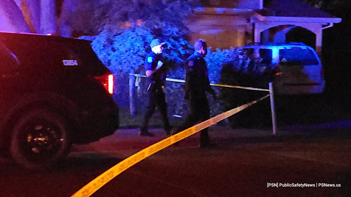 Shooting Sacramento Police and Fire Departments responded to a shooting incident on Acacia Ave., south of Branch St. Unconfirmed of reports of 3 victims, unconfirmed conditions 