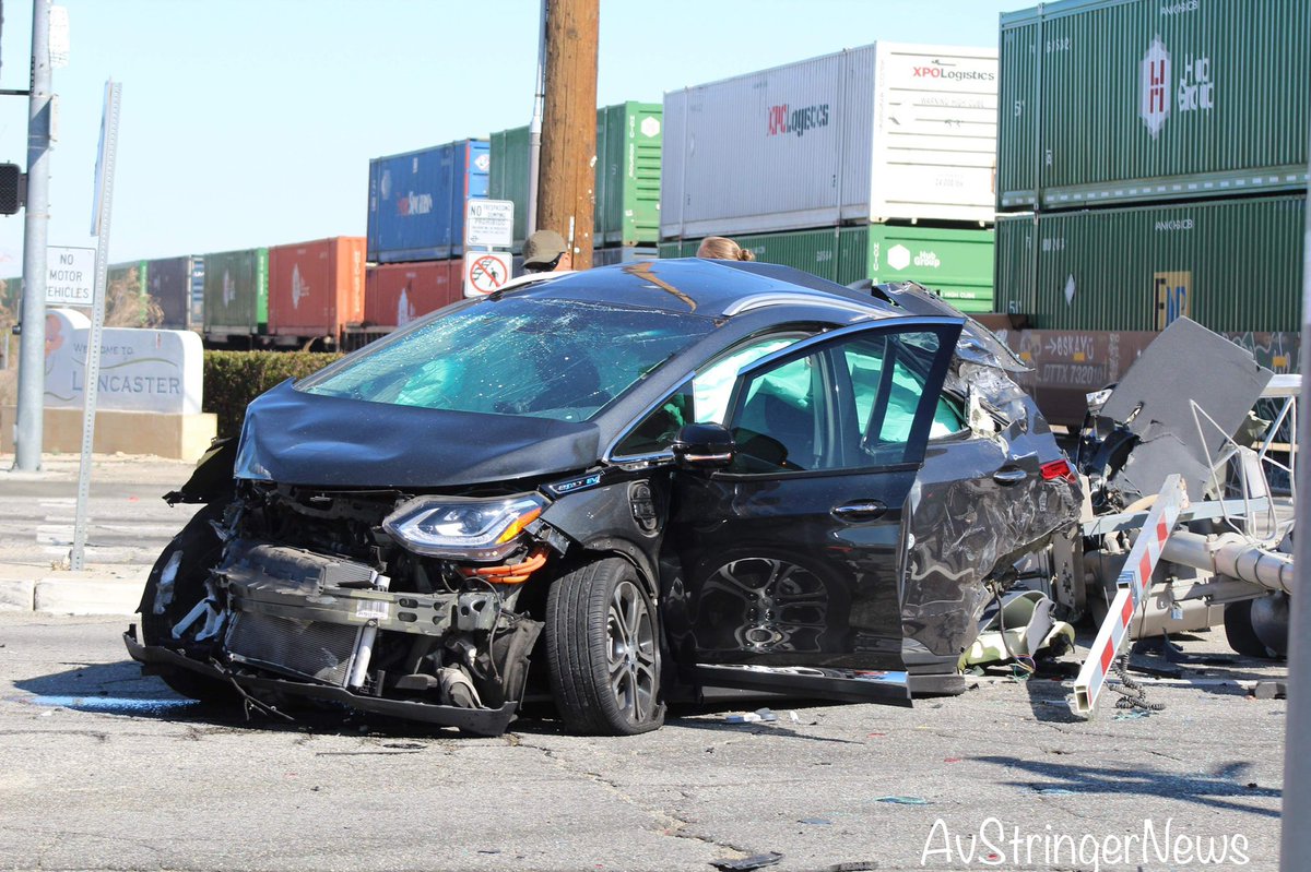 Traffic collision with injuries/rescue responding