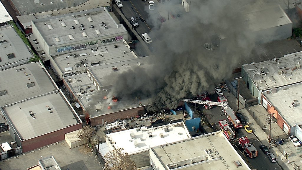 Downtown Los Angeles 7th & Ceres commercial structure fire @LAFD battling flames and working to save property right now no injuries but the fire fight still on going 