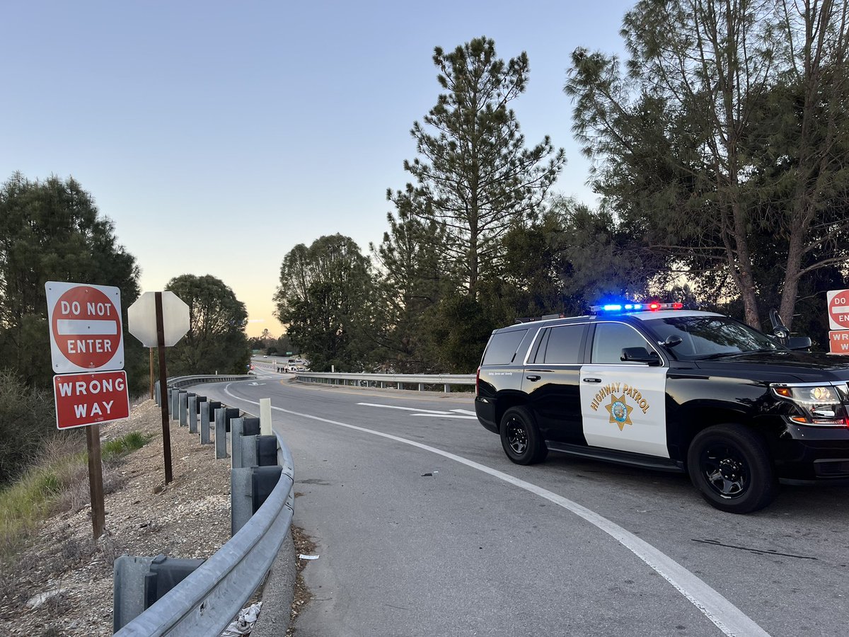 Highway 101 southbound Santa Barbara Road off-ramp and on-ramp closed for investigation due to reports of a shooting. A bullet struck the victim's car, but there are no reported injuries. The @APD_POLICE are assisting in the search for the suspect