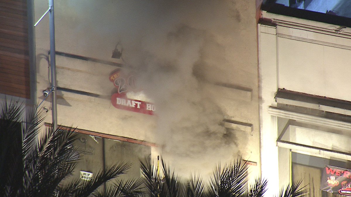 Downey Drafthouse Fire 8200 blk Firestone Downey Fire & Santa Fe Springs assisting battling a stubborn fire 20/20 Drafthouse in a strip mall type of setting. Sadly the Drafthouse a total loss but neighboring businesses safe no injuries cost &amp; cause under investigation