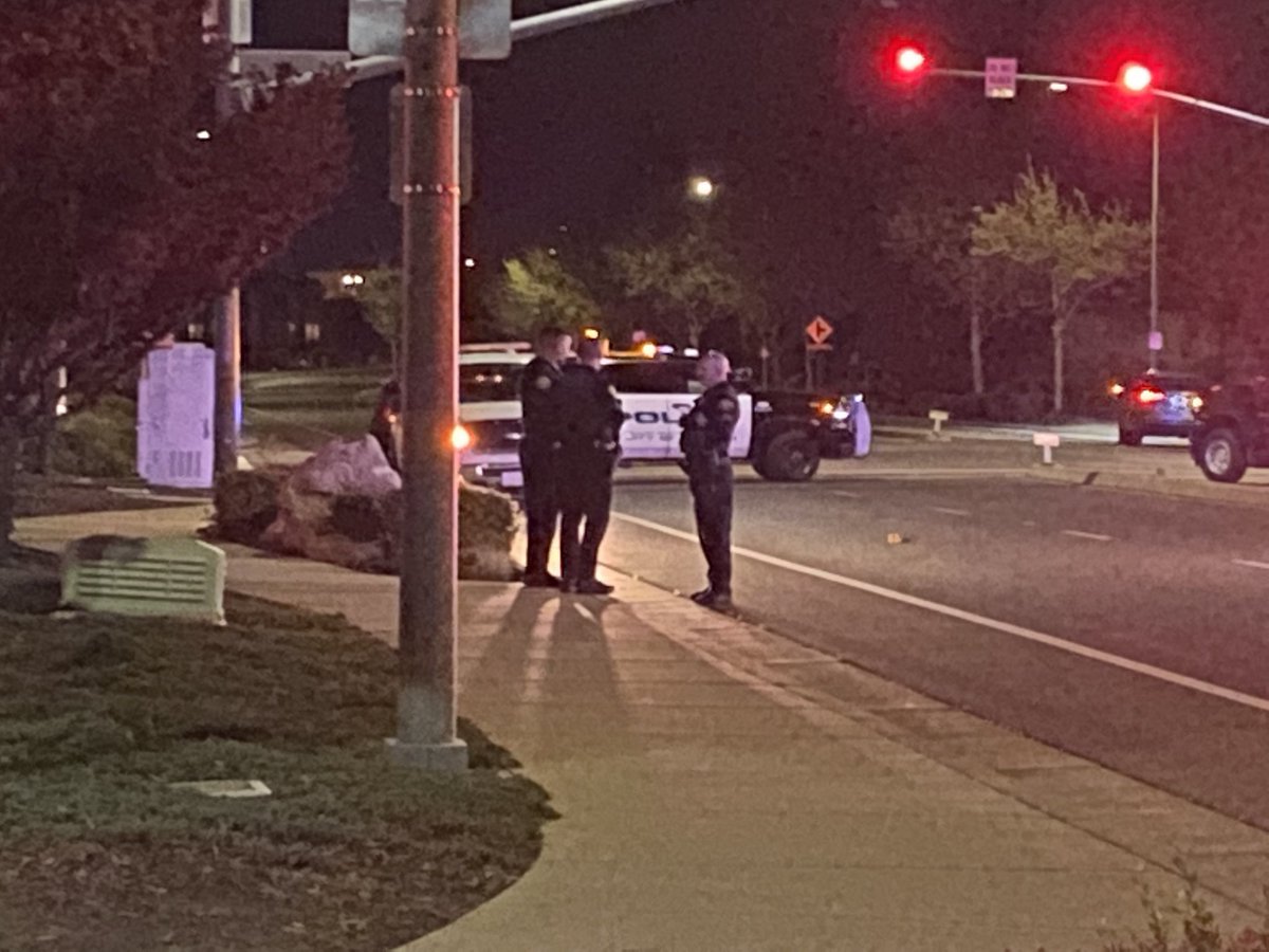 @RocklinPolice are investigating a deadly crash near Lonetree Blvd. & Adams Dr. Police tell a pedestrian was hit by a vehicle &amp; died from their injuries. As of now, police say impairment is NOT suspected 