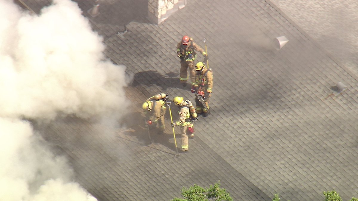 Pasadena House Fire. On Vista Lagoona Verdugo Fire arrived to residents using garden hoses on  flames coming out of the back part of a home. Quick work by firefighters saved property. No injuries at the time 