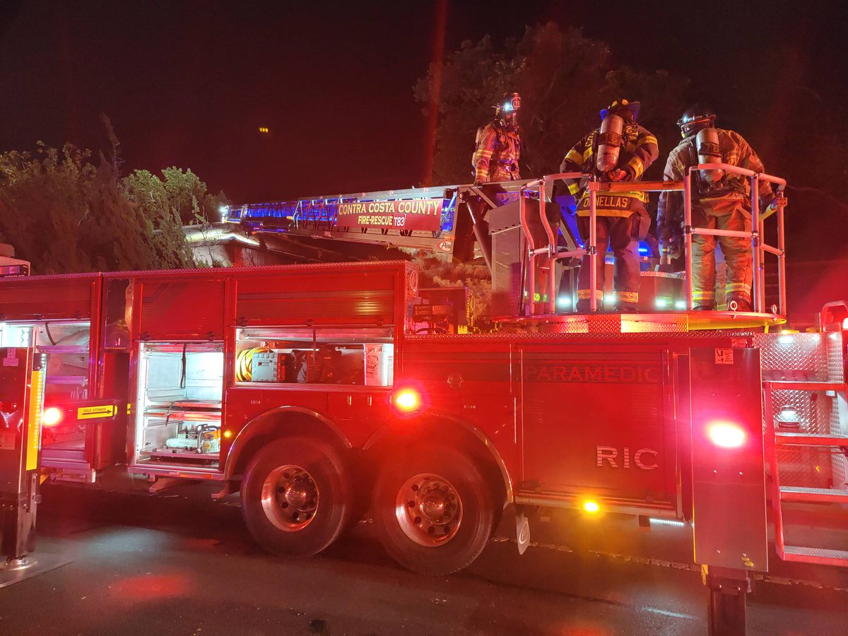 A quick & overwhelming 2-alarm response to tonight's apartment fire in Antioch limited damage to two fire buildings and  protected surrounding structures. No injuries were reported. Initial damage estimate approximately $1M. Red Cross is on scene. Investigation continues