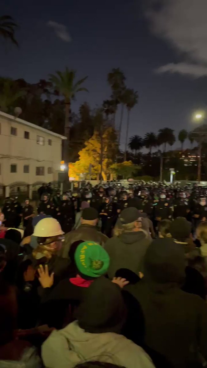 There's been a few recent articles about the Echo Park debacle.  What's not talked about enough was how the mass arrests were completely unnecessary. The protesters were leaving (see: vid). The police kettled protesters for no reason