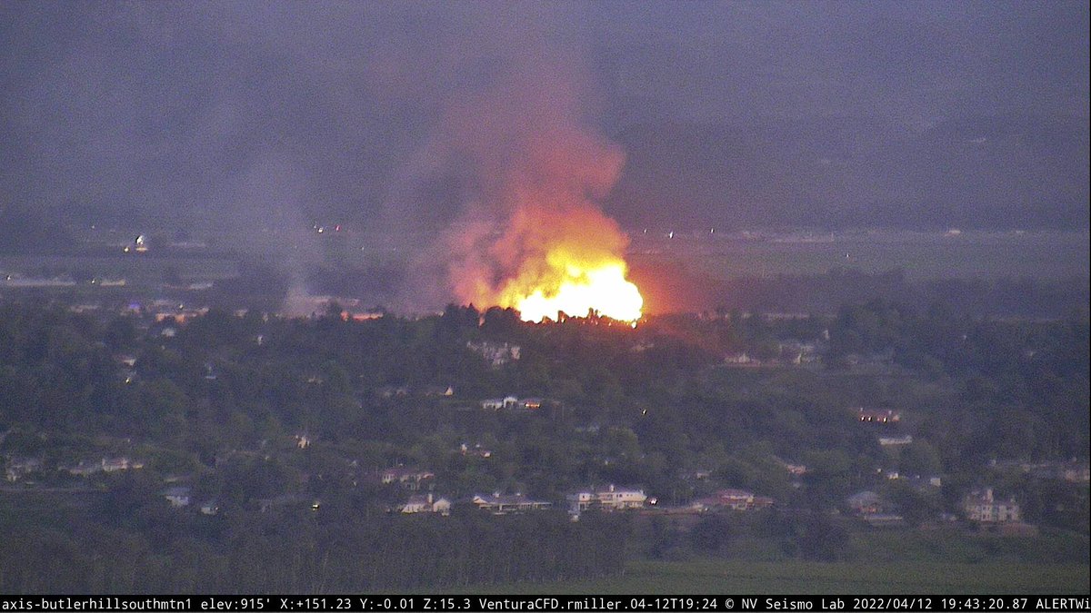 Camarillo: 3rd and 4th floors now collapsing. Anticipating collapse of the entire structure