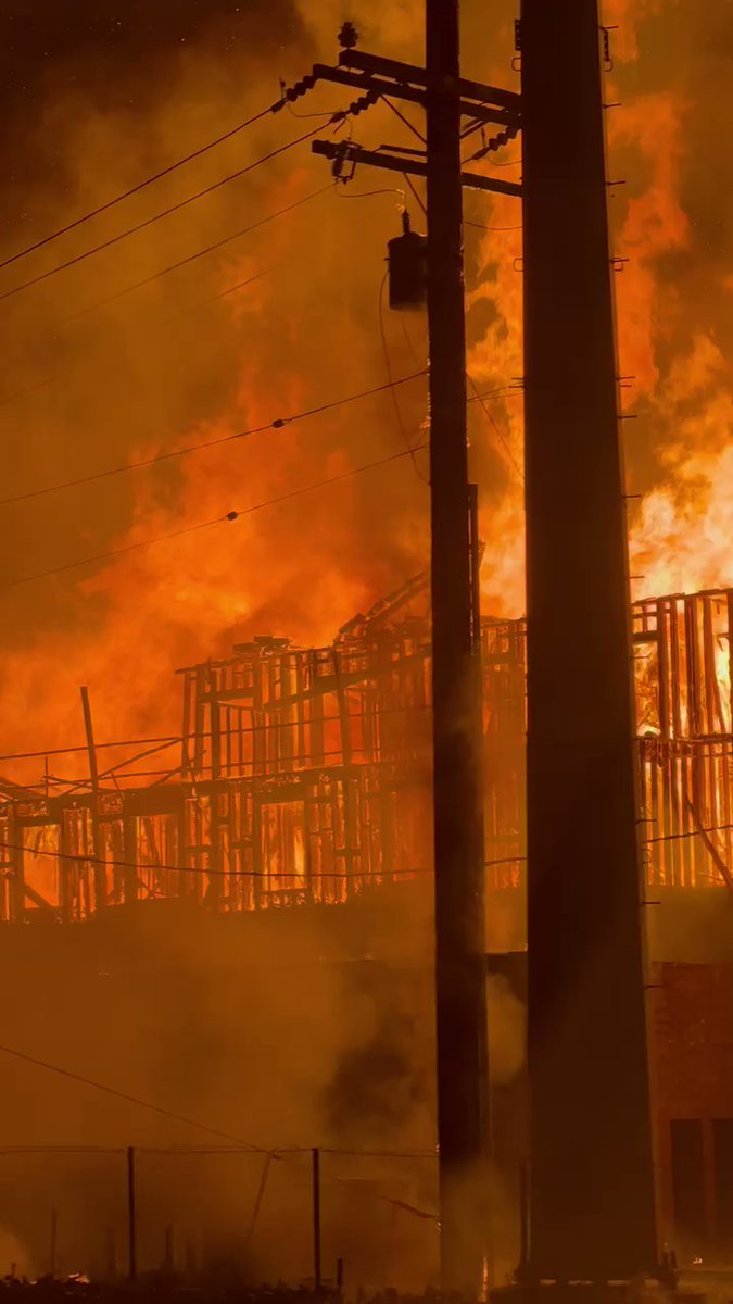 Gnarly Promenadefire in Camarillo