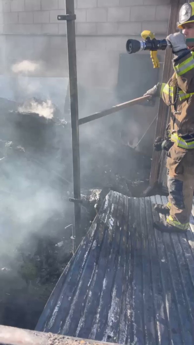 @lbfirefighters responded to a commercial  fire on the 2200 block of 69th Street. @LACOFD assisted. Reports of heavy smoke & 2 explosions came from inside the structure. LA &amp; LB Paramedic transported two patients. The fire remains under investigation