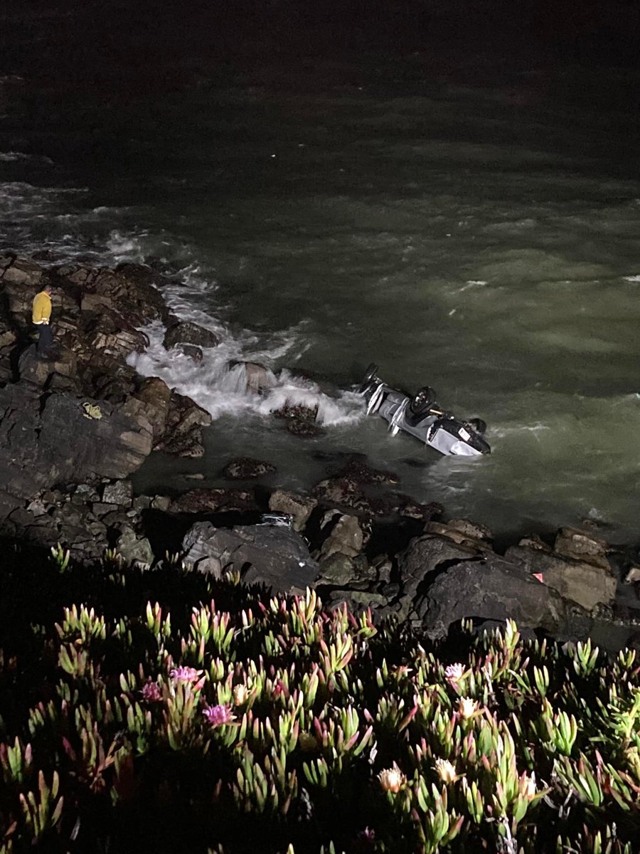 Two people were found deceased after car went in ocean at Pescadero State Beach. The @uscoastguard resumes search this morning for third victim. CAL Fire/San Mateo County Fire Coastside Fire