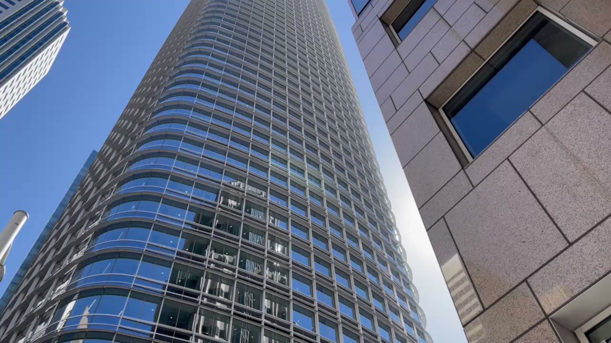 San Francisco fire and police officials are responding to a man climbing Salesforce Tower.  Police say that around 9:21 a.m., officers were flagged down about a person climbing the building.