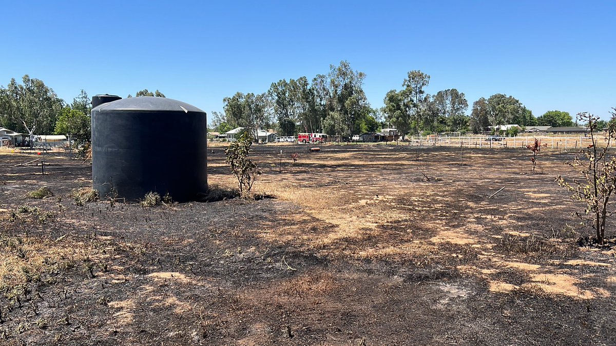 Crews arrived to a wind driven vegetation fire threatening multiple structures in Rio Linda. Crews were able to save multiple homes and live stock. 1 large outbuilding was destroyed and multiple structures were damaged. No injuries reported, the fire is under investigation