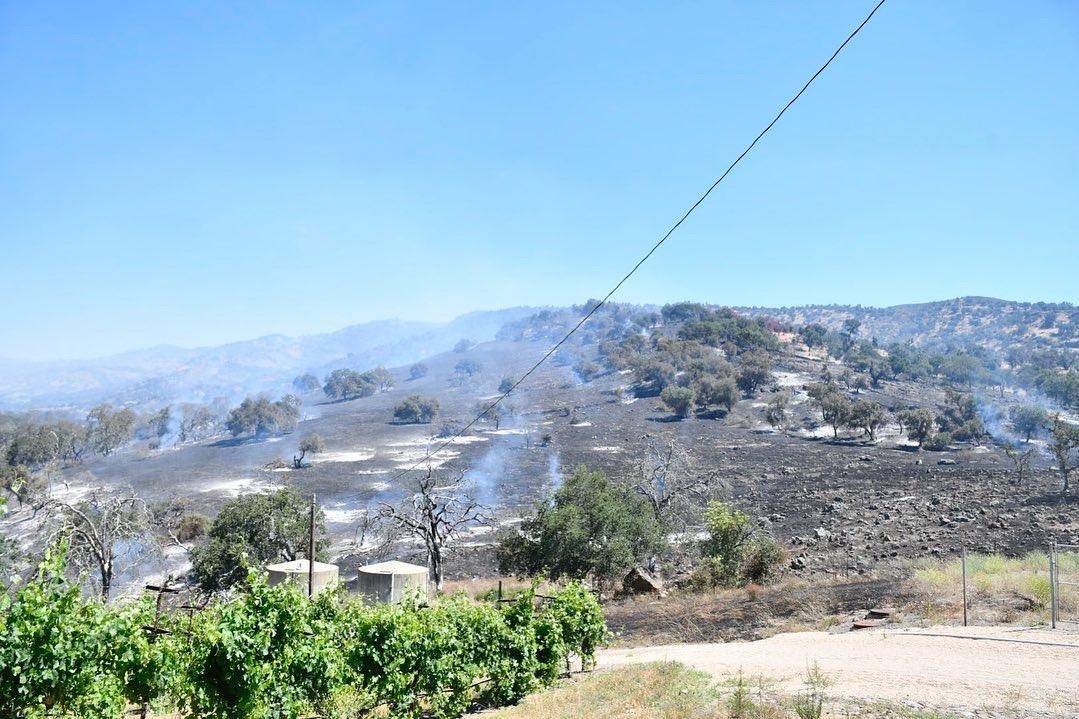 OldFire Napa County : Firefighters continue strengthening containment lines and putting out hot spots. Fire is holding at 570 acres with 20 percent containment