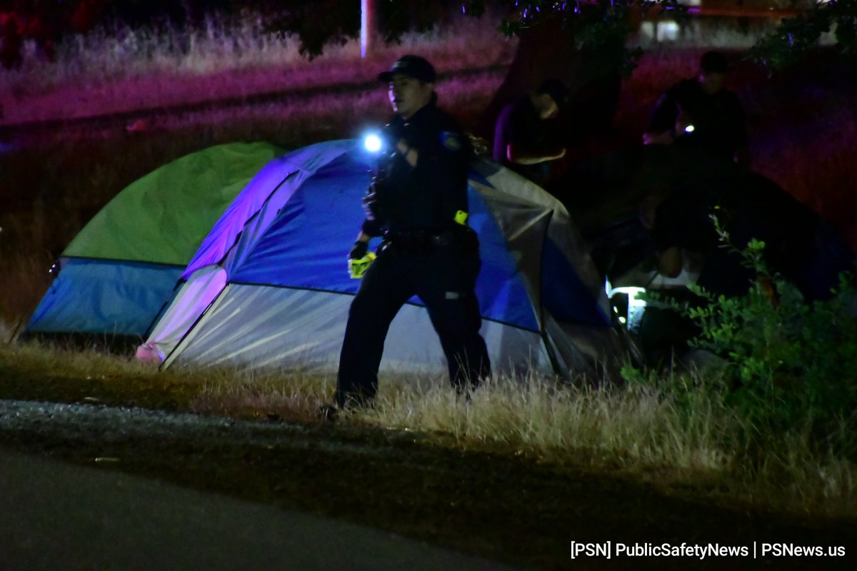 Stabbing About 3:50 A.M., SacPD responded to the 2500 block Altos. Reports of shots fired and a stabbing. A stabbing victim was taken to the hospital from an encampment with  2 stab wounds to the face, according to reports