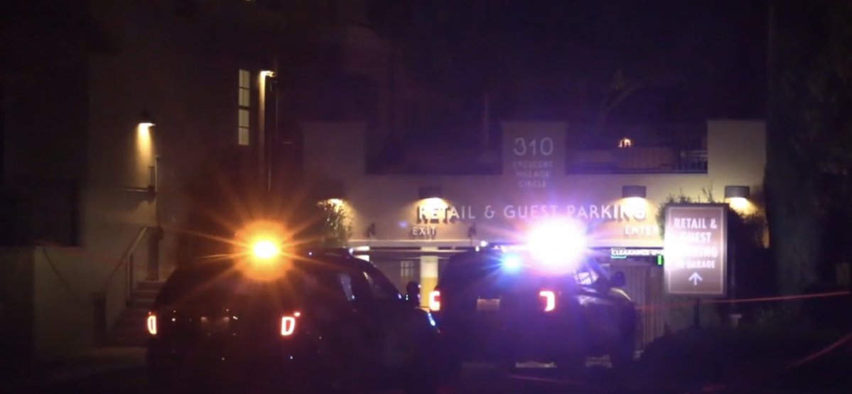 Man involved in domestic dispute with woman on Crescent Village Circle fatally shoots man who tried to intervene & the woman before turning gun on himself, per @SanJosePD, investigating double murder-suicide