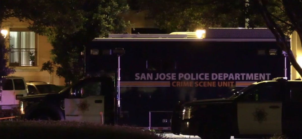 Man involved in domestic dispute with woman on Crescent Village Circle fatally shoots man who tried to intervene & the woman before turning gun on himself, per @SanJosePD, investigating double murder-suicide