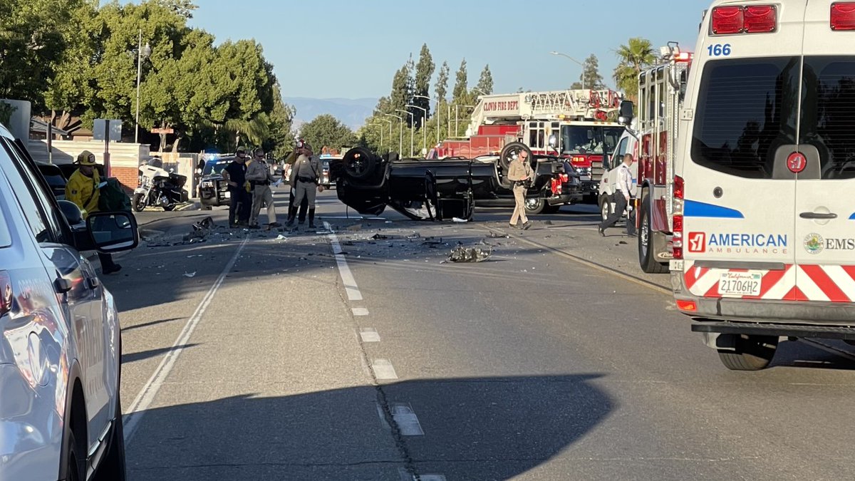 At least one person was killed Sunday evening following a deadly crash on Ashlan at Sunnyside in Fresno.