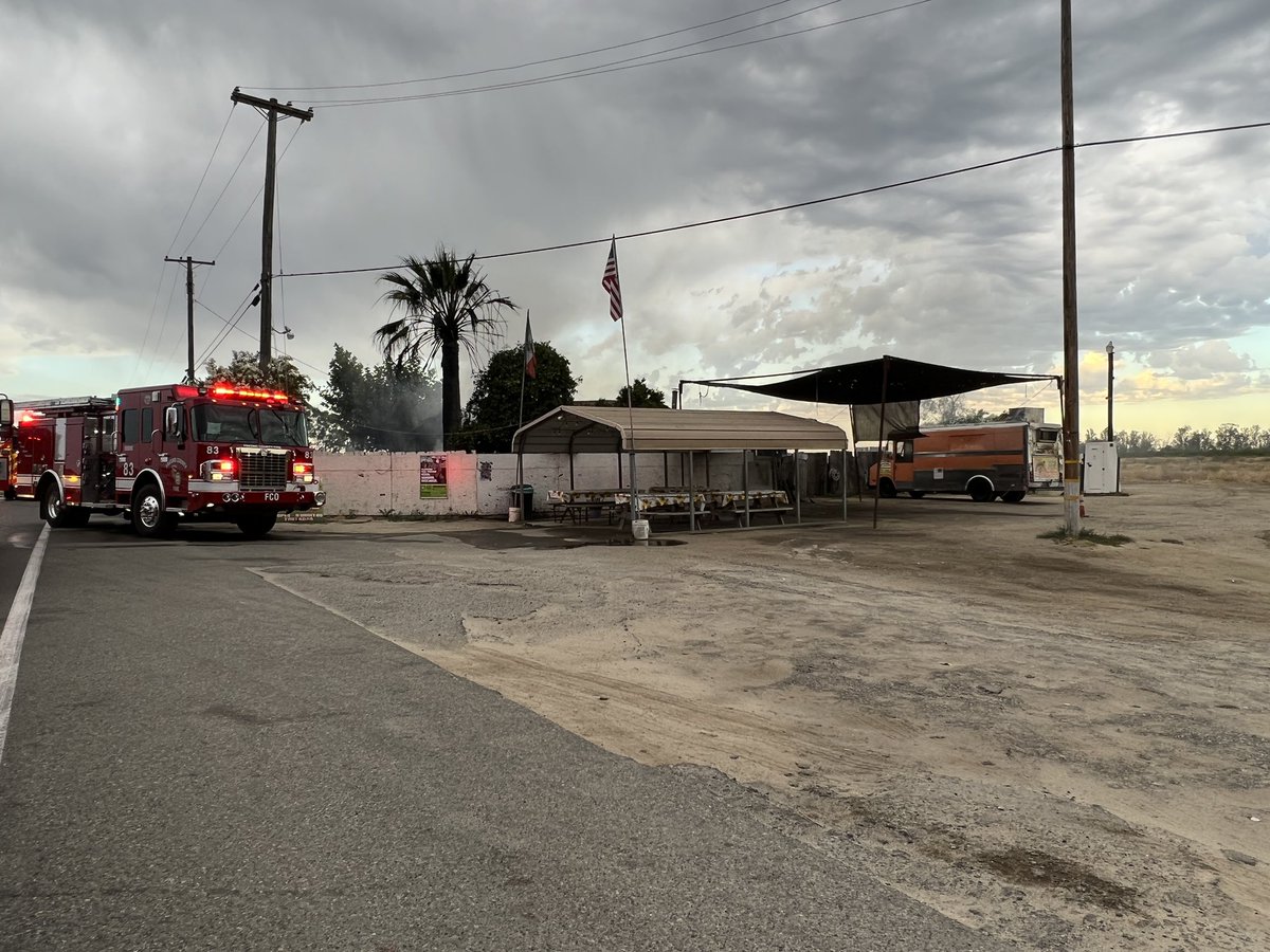 SELMA HOUSE FIRE: Fresno Co. Cal Fire & Selma Fire are working to get a fire under control. This is off Hwy. 43 between Nebraska and  Saginaw. Fire crews tell no injuries, house was empty. It looks like there's a dining area and food truck outside the home - Taqueria Mi Rancho