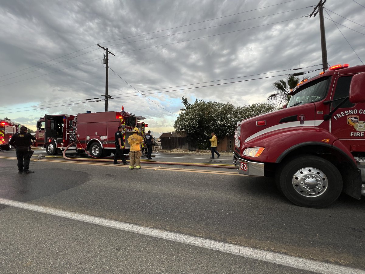 SELMA HOUSE FIRE: Fresno Co. Cal Fire & Selma Fire are working to get a fire under control. This is off Hwy. 43 between Nebraska and  Saginaw. Fire crews tell no injuries, house was empty. It looks like there's a dining area and food truck outside the home - Taqueria Mi Rancho