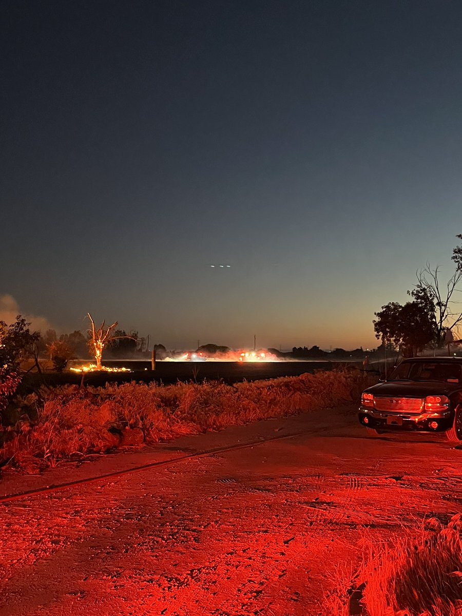 FowlerIncident  near the 1000 block of S.Armstrong is currently 25 acres. Forward spread of the fire has been stopped. Firefighters continue to work on containment of the two structures involved