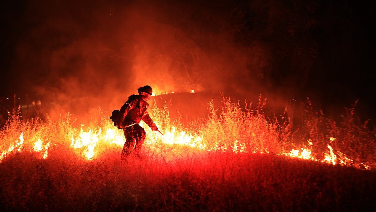 The WilsonFire on Geysers Rd. in Geyserville was visible from the Alexander Valley floor. A rule of thumb is to cover any fire in the Geysers/Mayacamas Mtns. Blazes often cover thousands of acres, luckily less than seven burned tonight