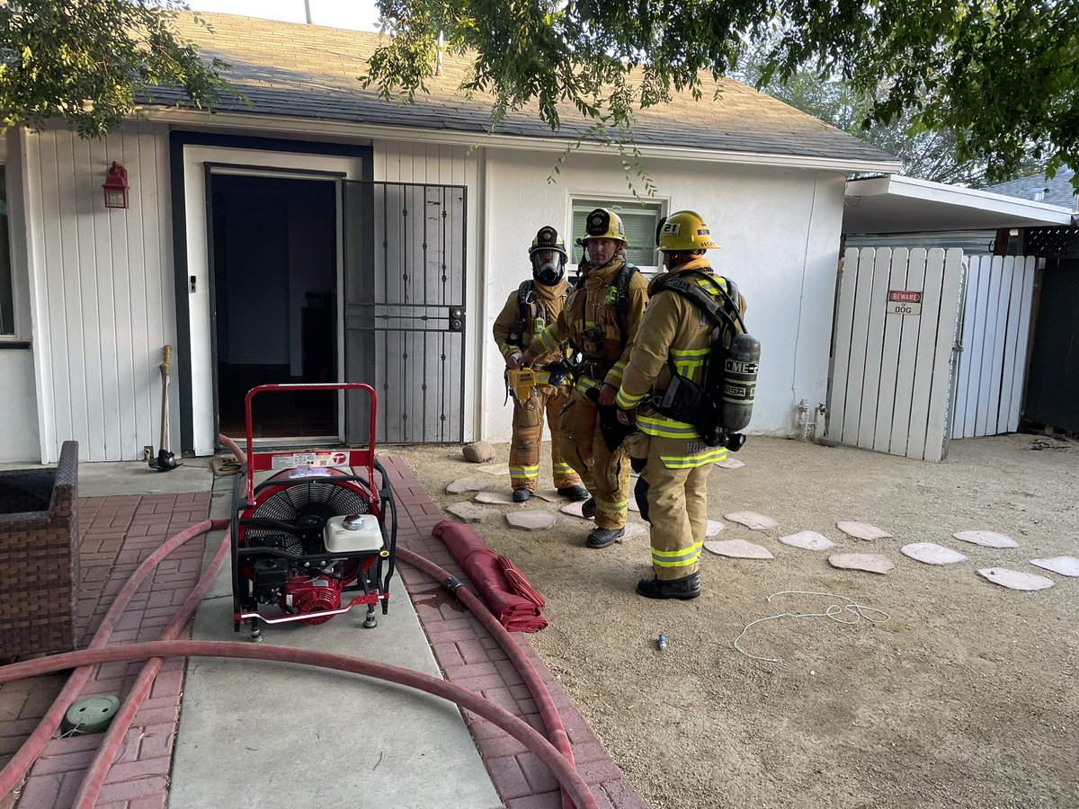 OakFire, FFs are on scene of a residential structure fire in @ojaicity1, (700 block of E Oak St.) The fire has been knocked down and FFs are searching for residual heat and completing salvage operations. Primary and secondary searches are complete