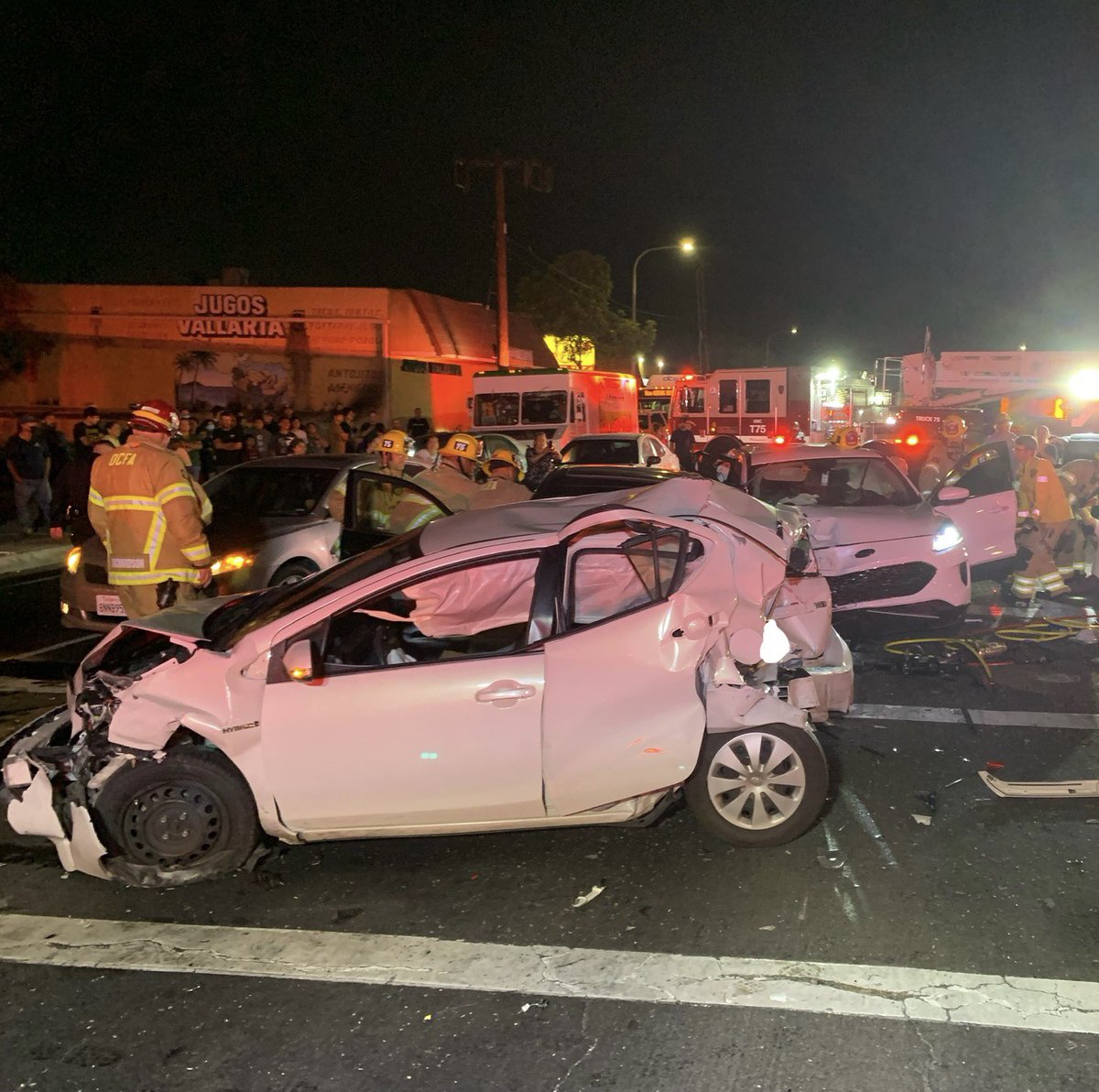 Santa Ana - Firefighters found six vehicles involved in a traffic collision at N. Bristol St & W. 1st St when they arrived on scene. T75 declared the incident a multi-casualty incident &amp; requested additional paramedic units &amp; ambulances