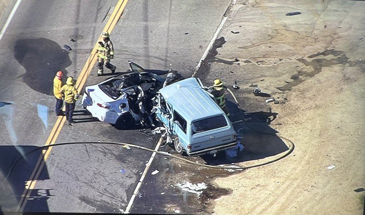 Photos of the triple fatal in SantaClarita on San francisquito canyon.