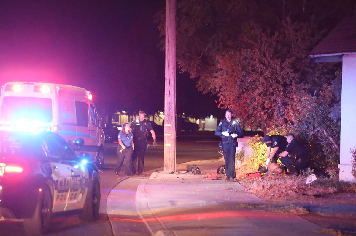 ClovisPolice_CA is investigating an early morning motorcycle accident.  Clovis Ave will be closed for several hours into the morning