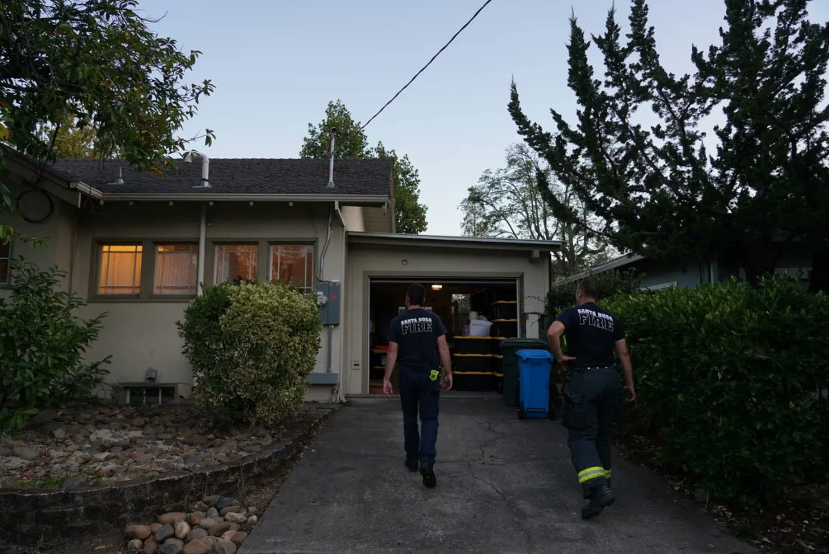 At approximately 6:39pm on Tuesday, a 4.4 earthquake hit Santa Rosa. Residents rushed outside to safety and emergency services responded to reports of a gas leak near the Junior College, but Santa Rosa Police have reported no major damage or injuries