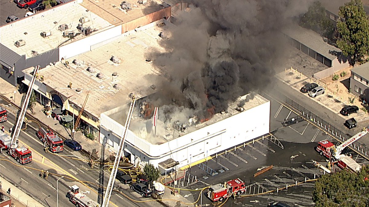 @losangelesfiredepartment sotoic Boyle Heights 75x100 ft commercial (vacant bank)