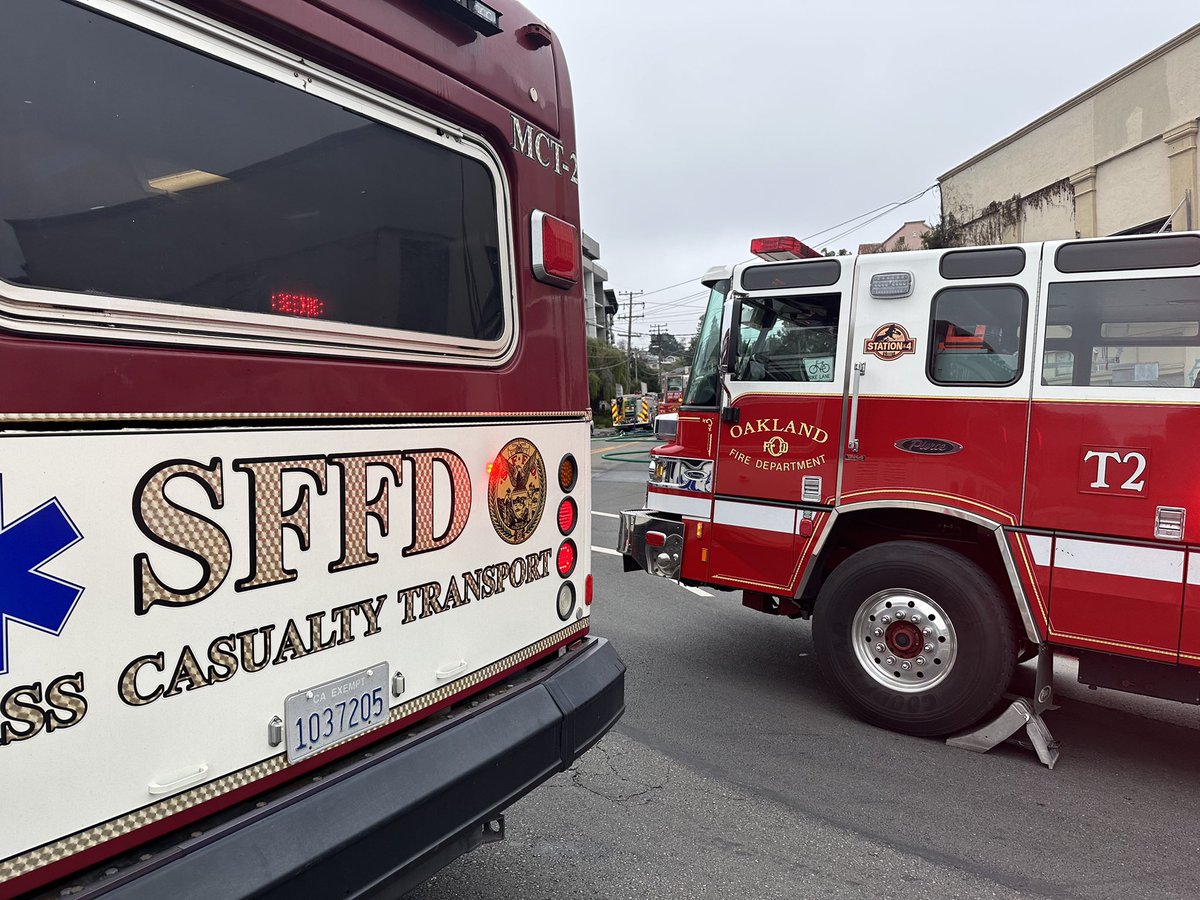 Early this morning the San Francisco Fire Department crossed the Bay to provide mutual aid to @OaklandFireCA. SFFD will be transporting nearly 80 seniors displaced by the four alarm fire at a senior living facility