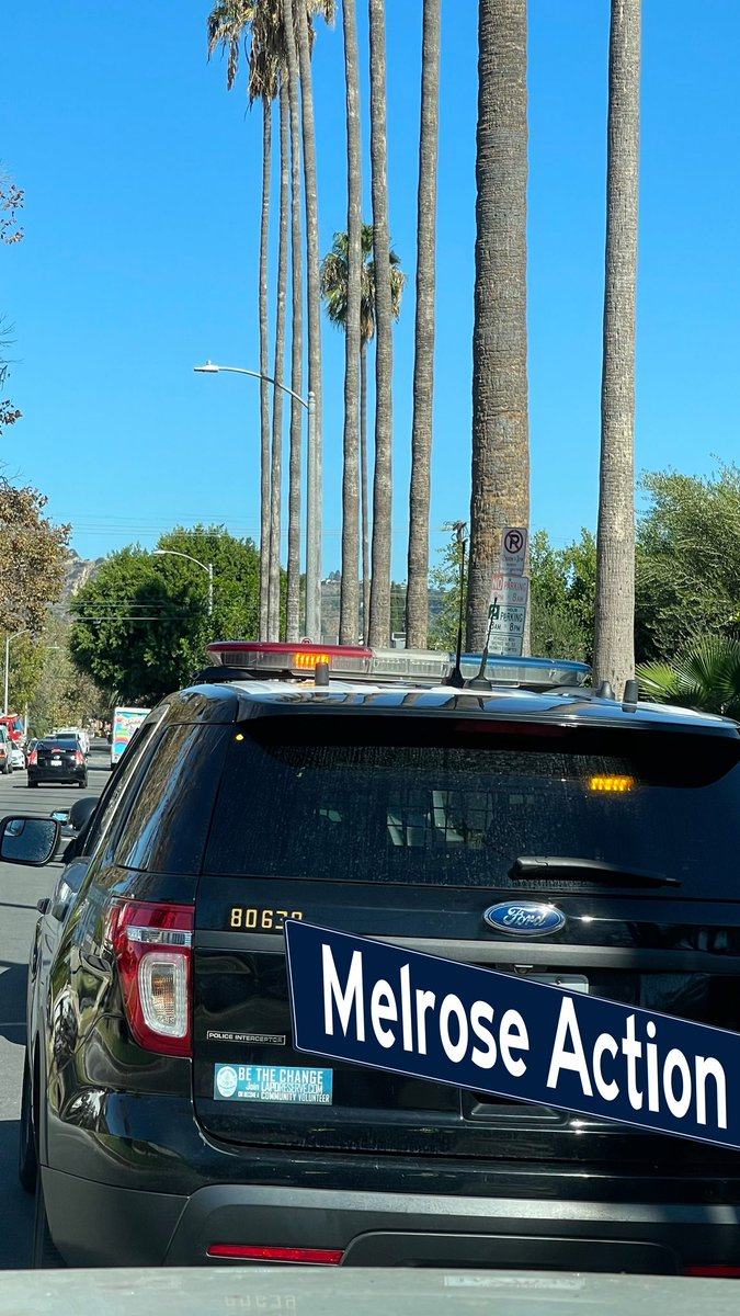 @LAPDWilshire responded to a 9-1-1 call of a possible shooting on the 600 N Block of Fuller Ave.  After an investigation it appears their was no shooting. LAFD and an LAPD Air Unit also responded. Scene is clear